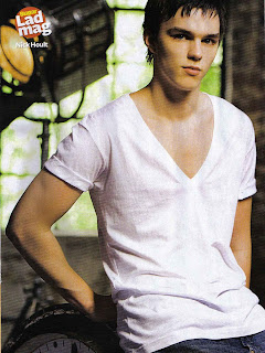 Fitties: Skins Actor: Nicholas ...