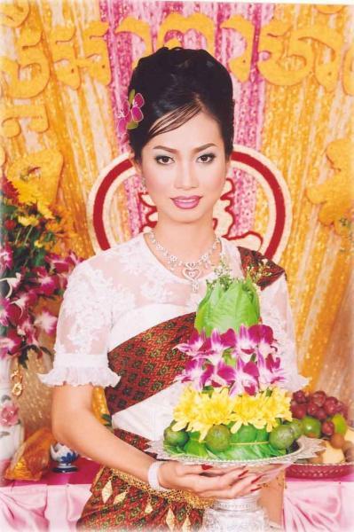 [cambodia-girls-0-queen-0-741675.jpg]