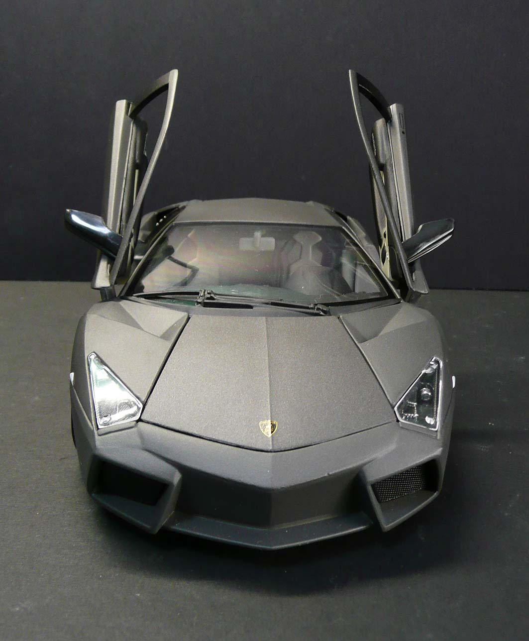 [Lamborghini+Reventon.jpg]