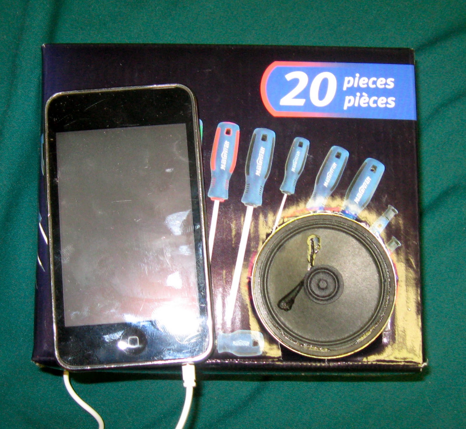 Time to Tinker Uses For Broken Earbuds