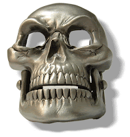 Skull belt buckle with movable jaw