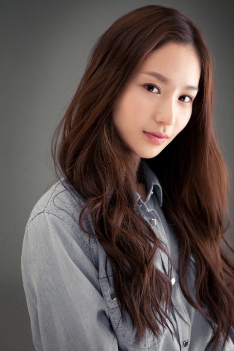 AppleGirlKimYeoHee+%282%29.jpg