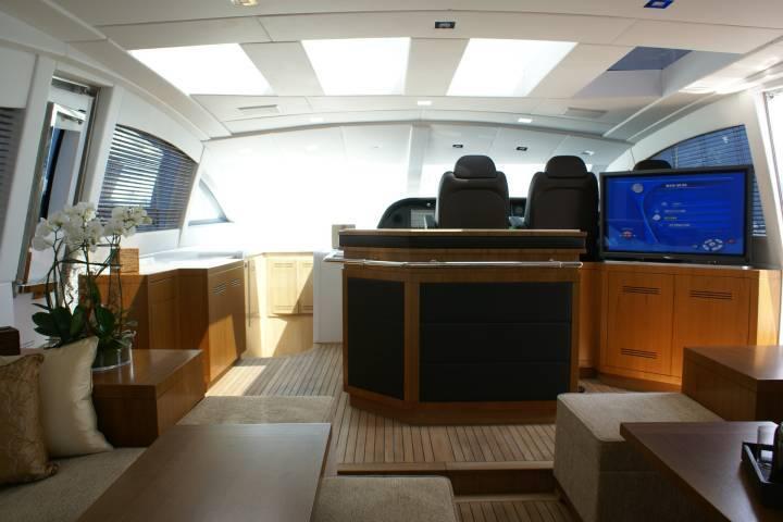 [m80saloon.JPG]
