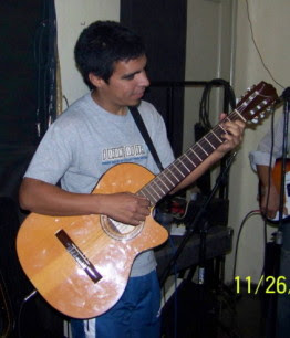 César Montero (guitarra)