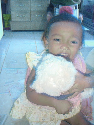 Foto Sendiri, Foto Lucu, Lintang ayu dan Boneka Beruang ...