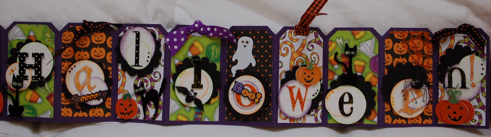 [Halloween.jpg]