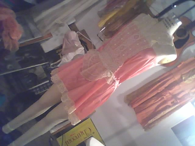 [pink+top]