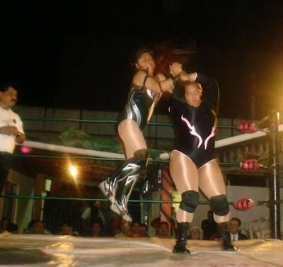Luchadoras - Tigresa vs La Chacala