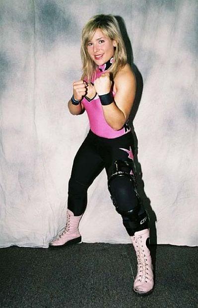 sexy and beautiful girls: Natalya vs.Cherry on WWE Smackdown!