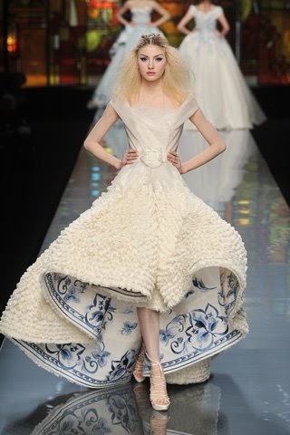 44. - Christian Dior Spring Summer 2009 Haute Couture