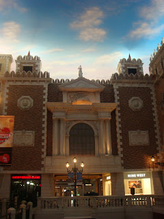 Posted by Gaurav Jain : Thrilling experience @ Macau, China ( Las Vegas of Asia ) : The Venice Beauty Again Inside Venetian @ Macau , China