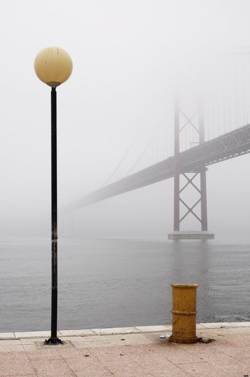 [nevoeiro+tejo.jpg]