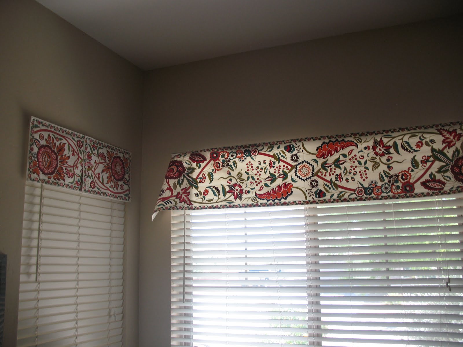 Creative Cactus Table Runner/Placemat Valances