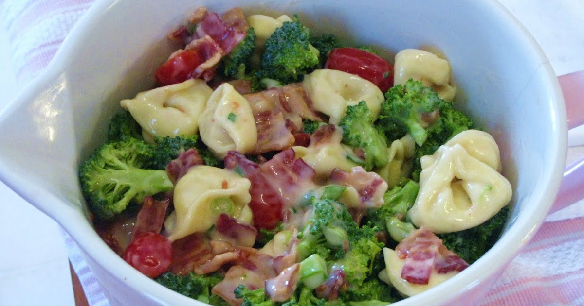 Dishing it up! Tortellini Bacon Broccoli Salad