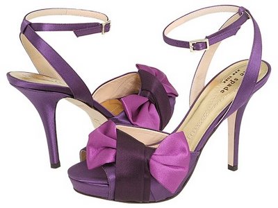 Purple Shoes on Ini Selop Ungu Yang Pas Untuk Tas Dan Gaun Kamu Ehm Perfect Dehh