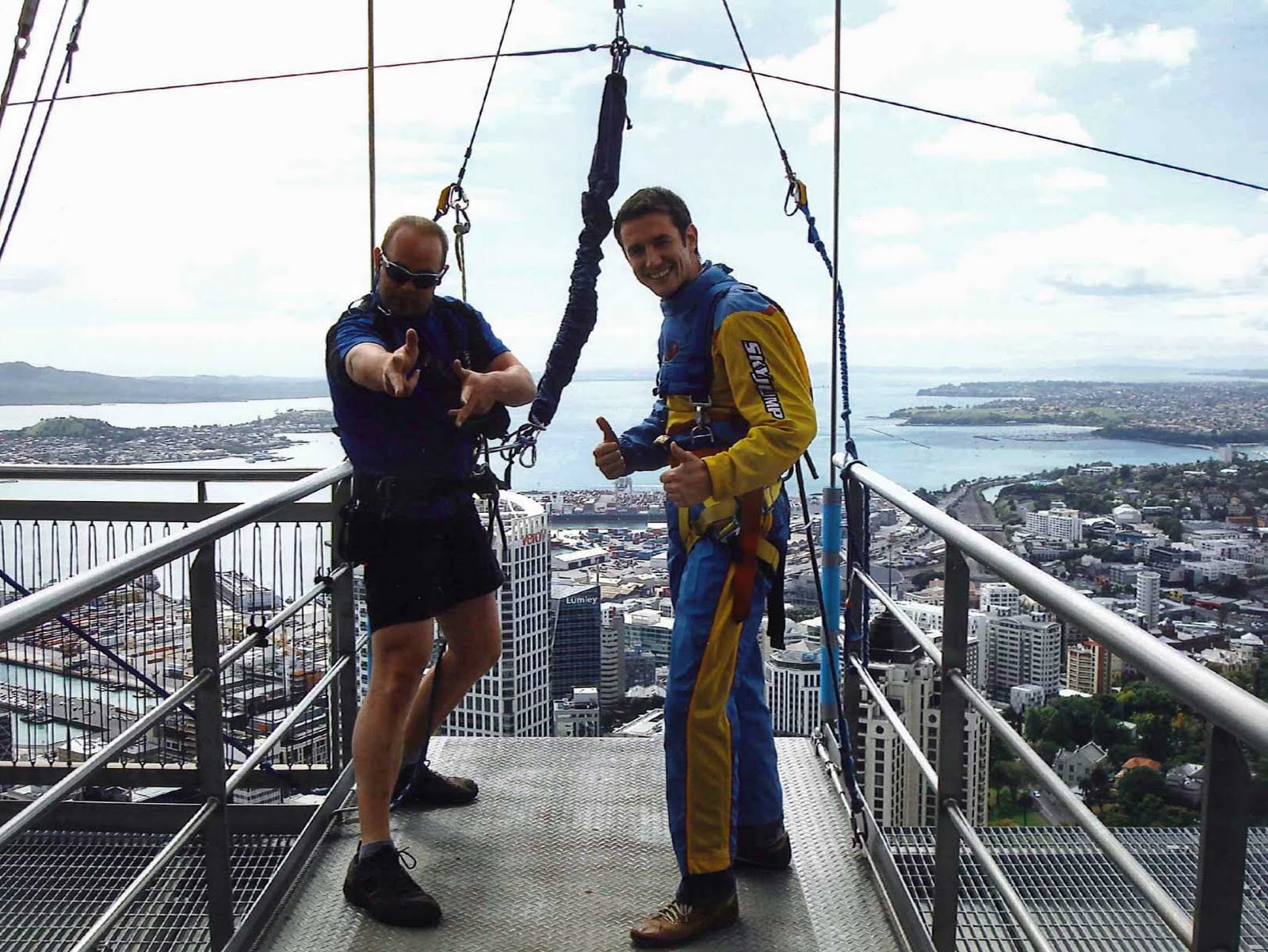 ExtremeCouchHopping November 2009