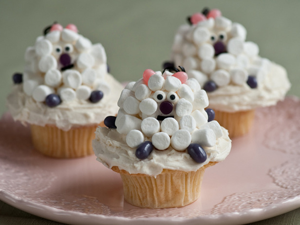 easter cupcakes ideas. Easter Ideas V: Little Lamb