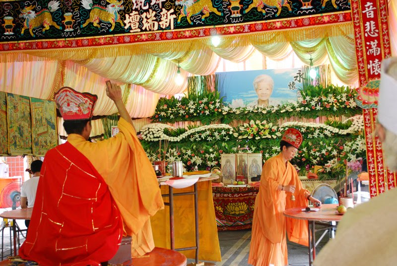 Salukitecture Traditional Taiwanese Funeral