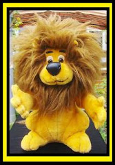 Tour de France Stuffed Lion (le lion en peluche)
