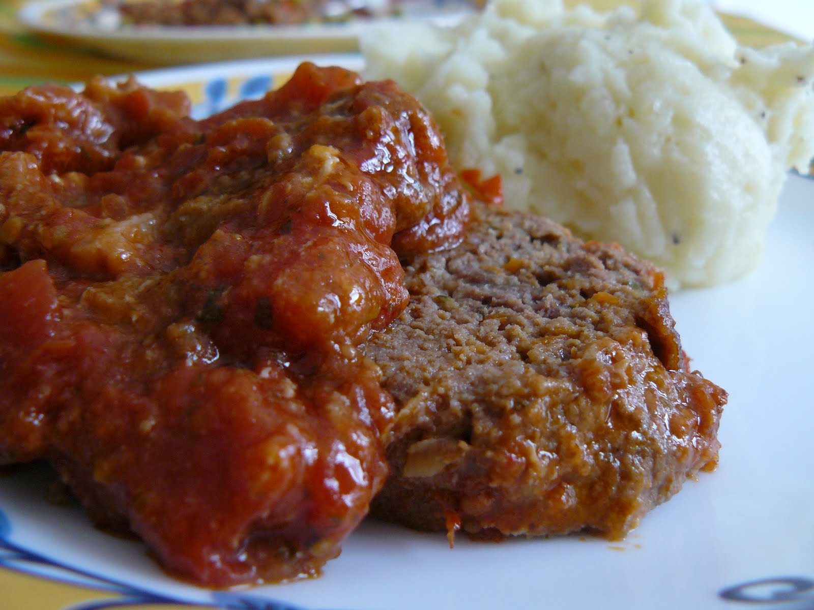 Valerie Aux Fourneaux Pain De Viande Aux Legumes En Sauce Tomates