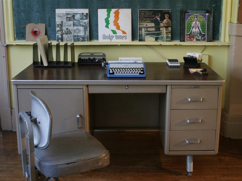 Greenpoint Vintage Mcdowell Craig 1950s Industrial Steel Tanker Desk