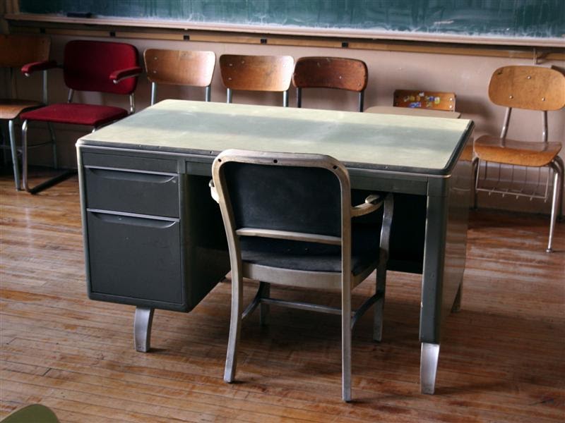 Greenpoint Vintage General Fireproofing Co Tanker Desk