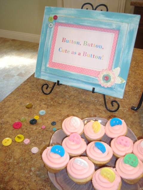 a little sparkle: Button, Button, Cute as a Button Baby Shower