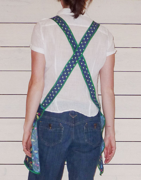 Lilly Jean Creations Blog Criss/Cross Aprons