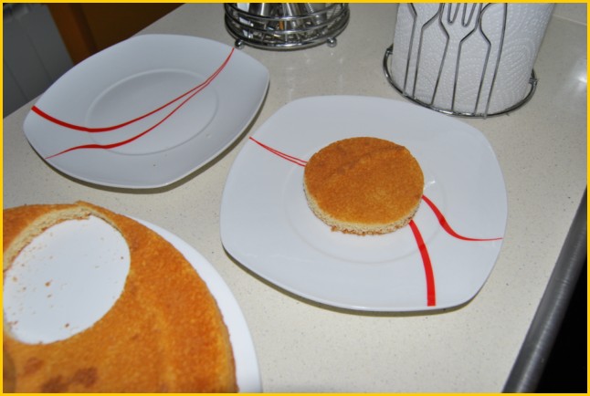 [Tarta+milhojas+de+melocotón+y+nata+003+[640x480].jpg]