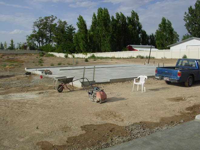 Detached garage