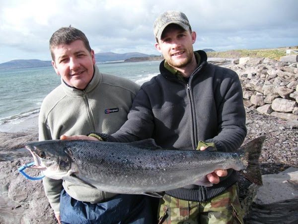 15 fevrier: Sean Brain et Barry prennent 4 saumon de la saison au Currane, 10lbs