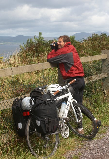 L'appareil photo et les jumelles, peut-etre un bon pic-nique, c'est l'equipement qu'il faut