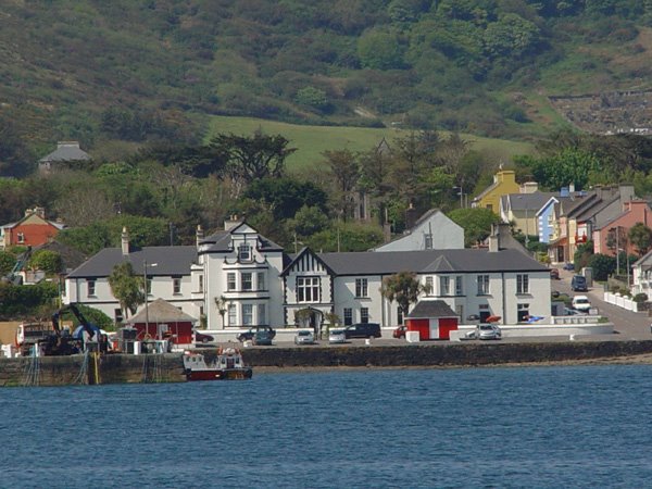 Ce superbe village de Knightstown a Valentia Island