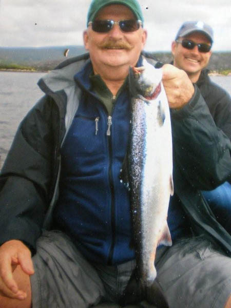 Bob et son fils Mark, venant des Etats-Unis avec leur grilse