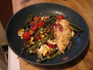baked chicken, green beans and tomatoes