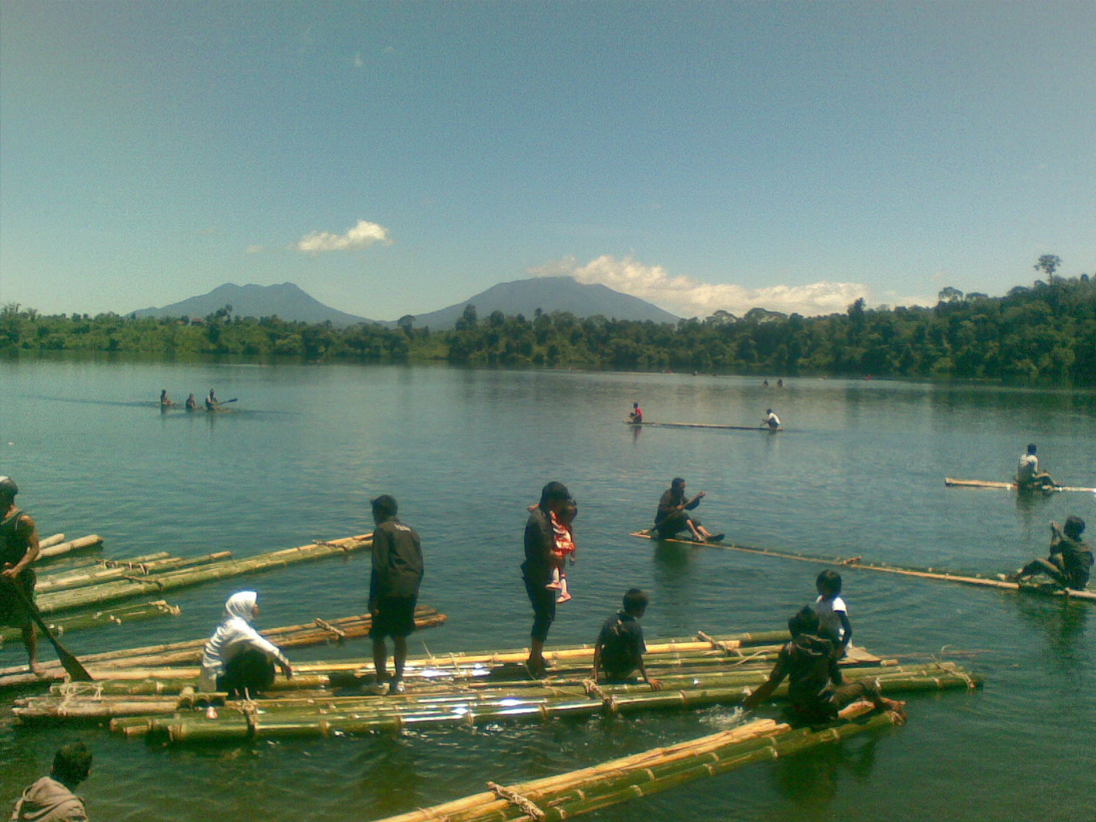DANAU PAUH JANGKAT ~ Wisata Kabupaten Merangin