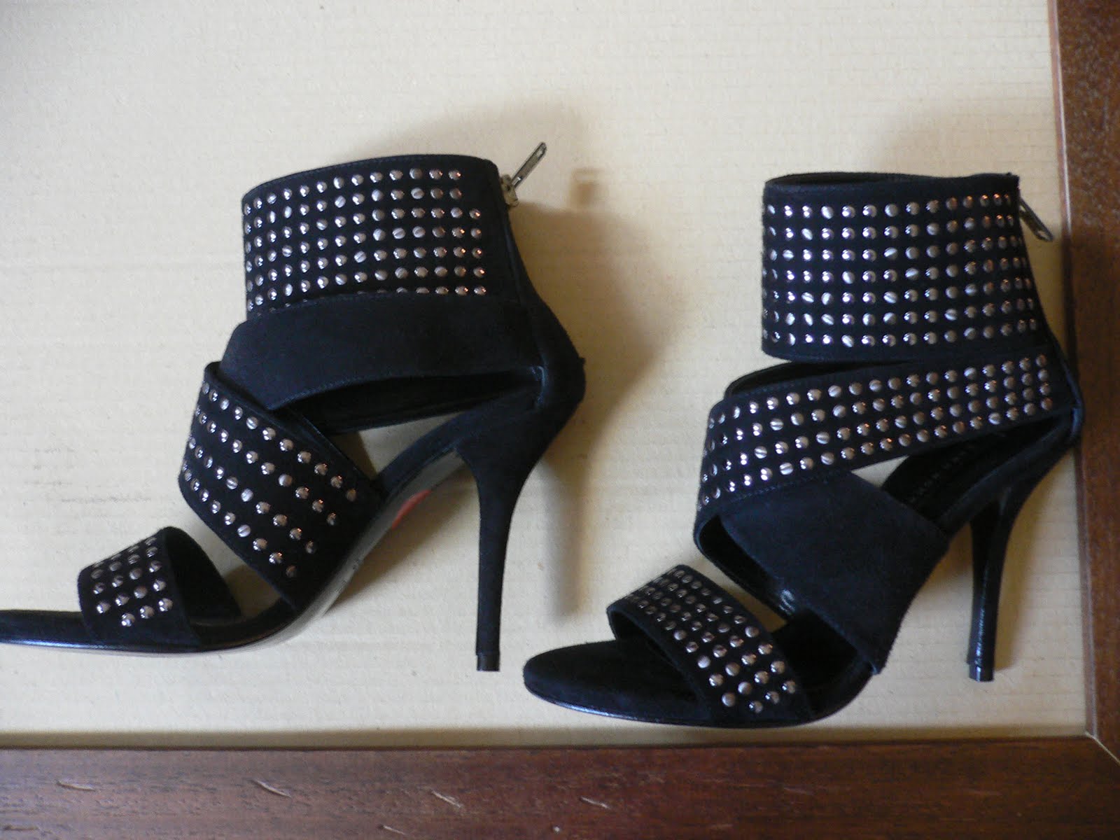 escarpins cloutés zara