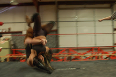 Womens Wrestling -- Submission Holds - video dailymotion