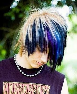 Hairstyles Pictures – Blue Emo Hairstyle for Teenage Girls