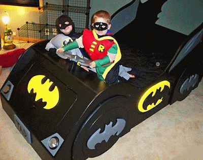 Beds Bedroom on Kid S Batmobile Car Bed   Dresser For Cool Batman Bedroom