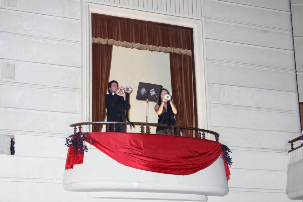 [+F384+-+000010.jpg]