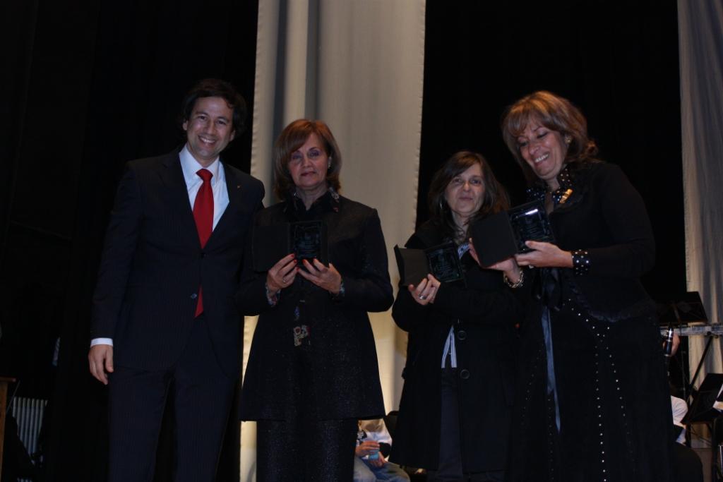 [+F403+-+000099.jpg]