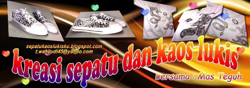 SEPATU  DAN KAOS LUKISKU
