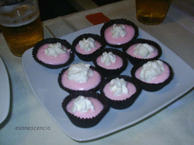 vasitos de chocolate de fresa vasitos de chocolate de fresa