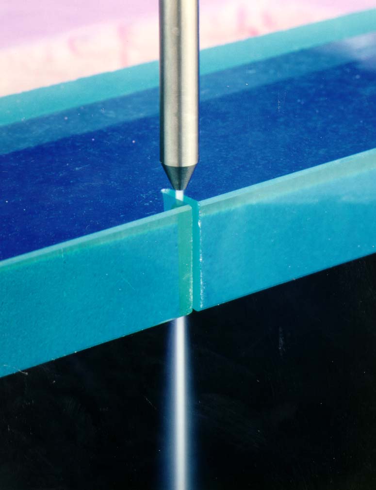 Water Jet Machines by Jet Edge Tips for Water Jet Cutting Glass