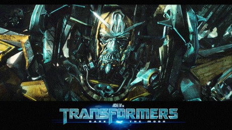 http://2.bp.blogspot.com/_2n9G8hS3AbI/TTZZnUlnodI/AAAAAAAABfQ/vsAi_KmbzVE/s1600/Transformers+3+Dark+of+the+Moon+Photo.jpg