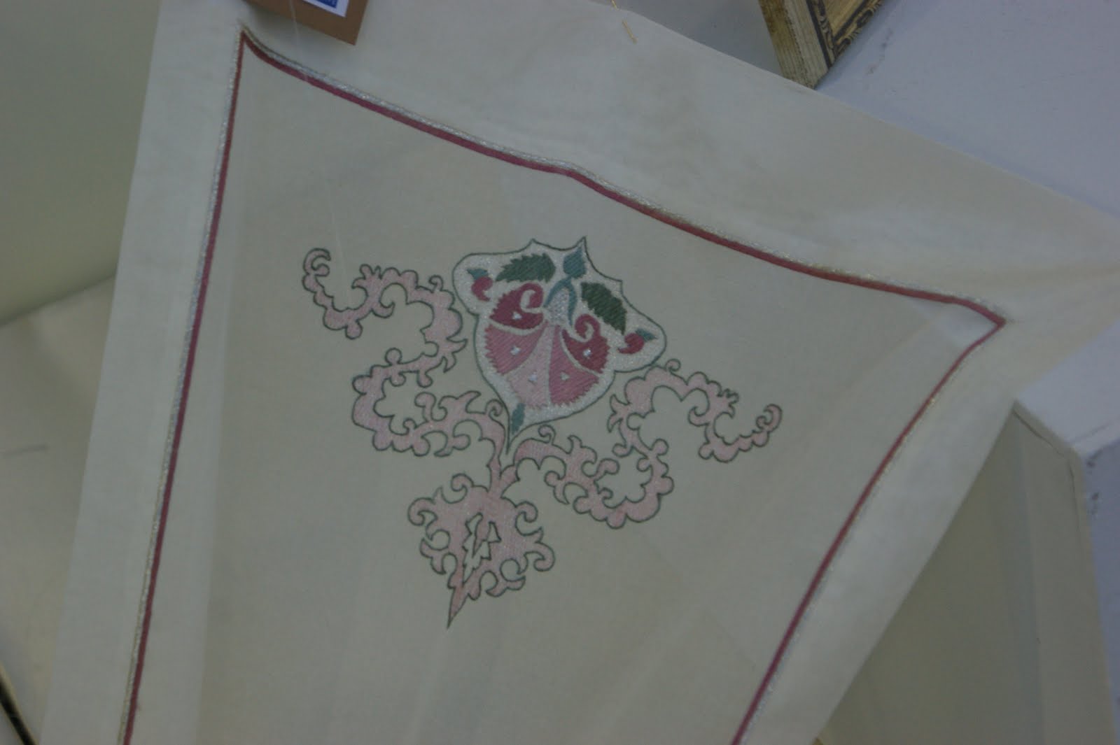 [062.JPG]