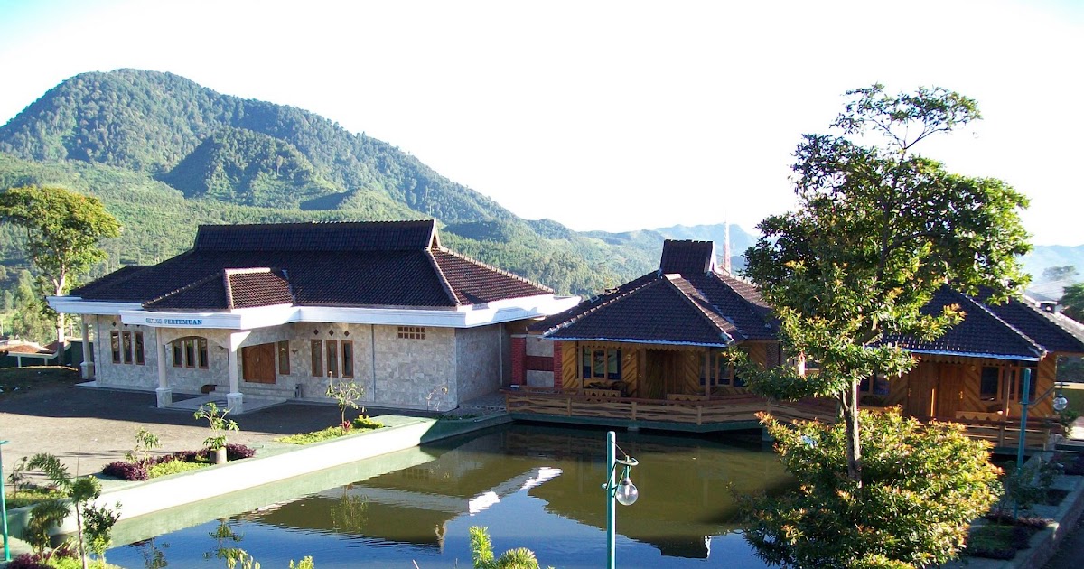 Beautiful Journey: Gedung Pertemuan dan Bungalow Kampoeng Strawberry