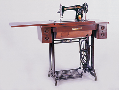 Mesin Jahit Kaki
