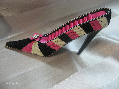 ***** Quilled-shoe-Licia+Politis